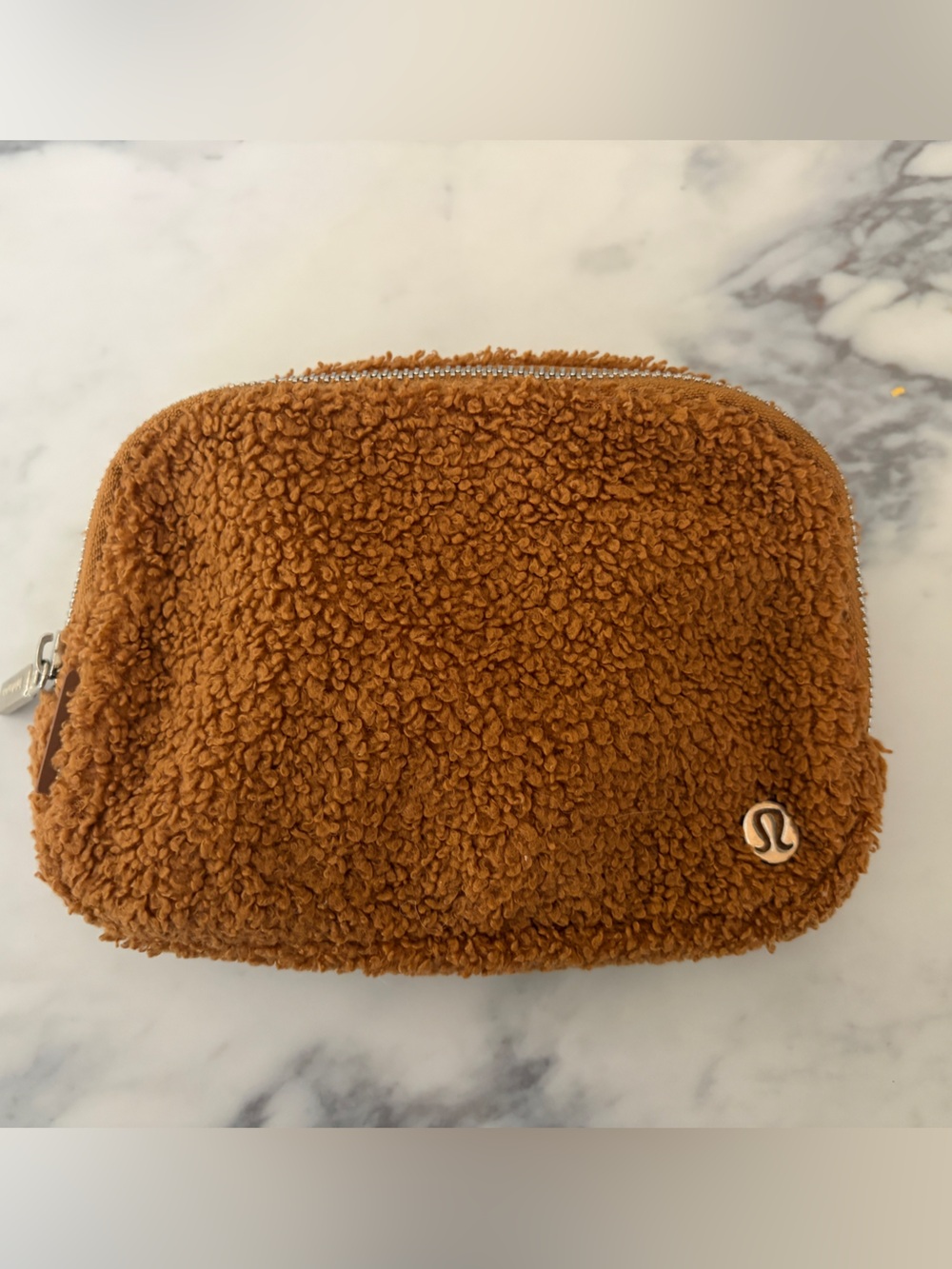 Lululemon Cozy Sherpa cross body bag Zip Pouch - Brown 8inch